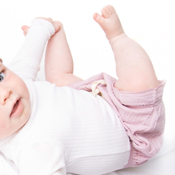 Lucinda - Lavender Pink Luxury Baby Bloomers